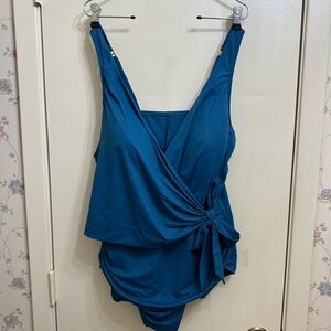 Lands’ End Swimsuit Size 18W